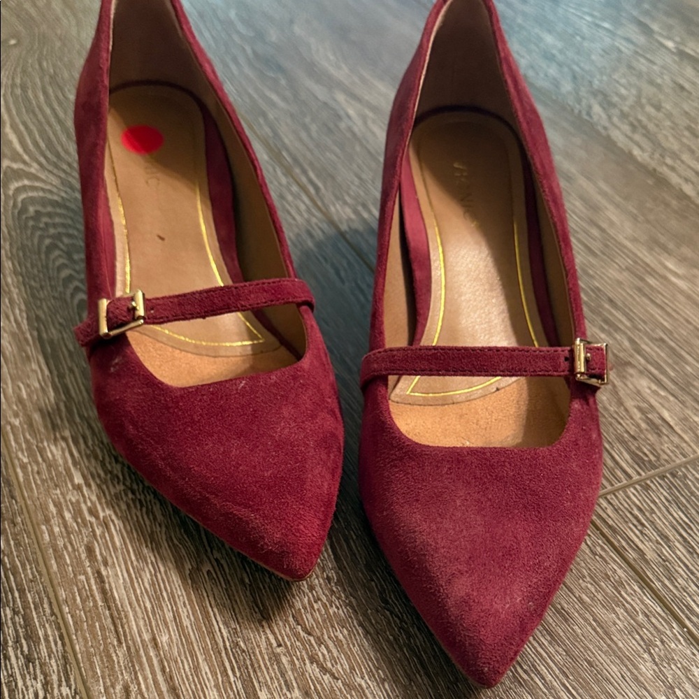 Vionic Burgundy Suede Heels